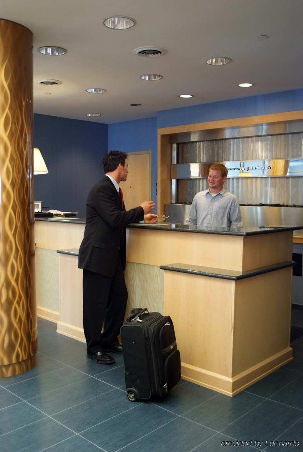 Hampton Inn Virginia Beach Oceanfront North Interior foto
